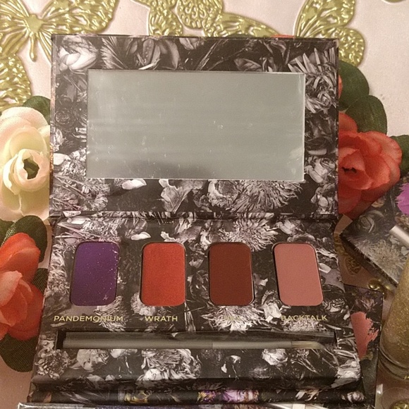 Urban Decay Urban Vices Lip Kit/3rd Degree Topcoat - Picture 2 of 5